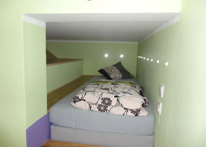 Chez Jpzen Nowicki Bed & Breakfast