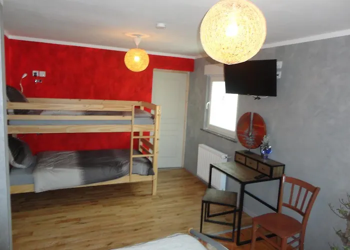 Chez Jpzen Nowicki Bed & Breakfast *