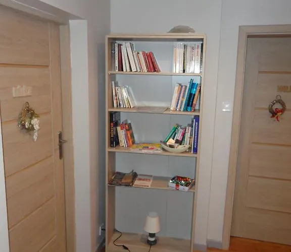 Chez Jpzen Nowicki Bed & Breakfast